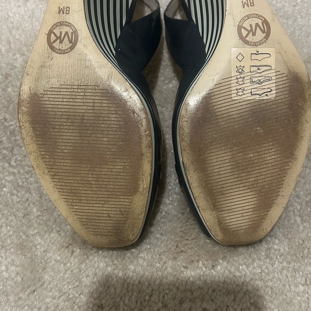 Michael Kors Navy and Gold Peep-Toe Heels - Picture 4 of 5